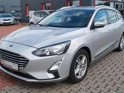 Silber Gebraucht 2019 Ford Focus Cool & Connect Limousine | 11.900 €