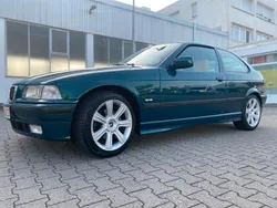 Grün Gebraucht 1998 BMW 323 Compact Kleinwagen | 5.900 € (Guter Preis)