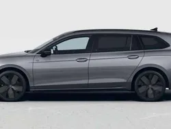 Diabasgrau metallic Neu 2025 VW Passat R-line Kombi | 50.834 € (Superpreis)
