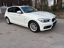 Weiß Gebraucht 2015 BMW 118 Sport Line Kleinwagen | 12.999 € (Guter Preis)