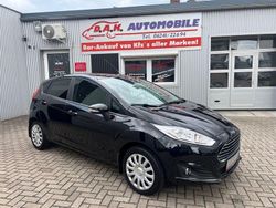 Schwarz Gebraucht 2015 Ford Fiesta Trend Kleinwagen | 6.390 € (Fairer Preis)