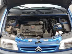 Blau Gebraucht 2002 Citroën Berlingo Van / Kleinbus | 1.700 €