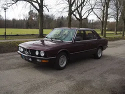 Rot Gebraucht 1985 BMW 525 Limousine | 9.800 €