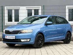 Blau Gebraucht 2013 Skoda Rapid Ambition Limousine | 6.490 € (Fairer Preis)