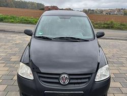 Schwarz Gebraucht 2007 VW Fox Kleinwagen | 2.800 € (Fairer Preis)