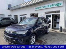Blau Gebraucht 2024 Ssangyong (KGM) Tivoli Quartz SUV | 21.950 €