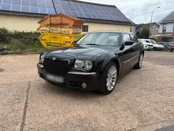 Schwarz Gebraucht 2010 Chrysler 300C Limousine | 11.500 € (Teuer)