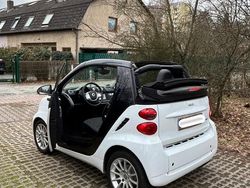 Weiß Gebraucht 2012 Smart ForTwo Cabrio Cabrio | 6.990 € (Fairer Preis)