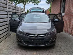 Grau Gebraucht 2011 Opel Astra Sport Kombi | 2.949 € (Superpreis)