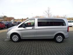 Brillantsilber Gebraucht 2020 Mercedes Vito Edition Kombi | 25.700 € (Fairer Preis)