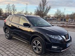 Schwarz Gebraucht 2017 Nissan X-Trail N-Connecta SUV | 14.990 € (Fairer Preis)