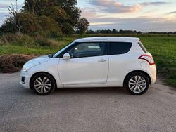 Weiß Gebraucht 2014 Suzuki Swift Comfort Limousine | 7.300 € (Fairer Preis)
