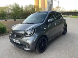 Grau Gebraucht 2019 Smart ForFour Electric Drive Kleinwagen | 11.999 € (Etwas zu teuer)