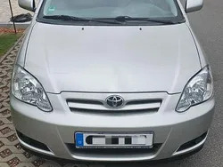 Gold Gebraucht 2007 Toyota Corolla Limousine | 3.500 € (Guter Preis)