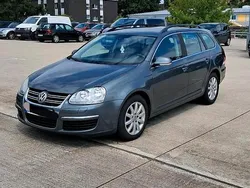 Grau Gebraucht 2008 VW Golf V Kombi | 3.950 € (Etwas zu teuer)