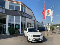 Weiß Gebraucht 2017 Suzuki Vitara Club SUV | 11.990 € (Fairer Preis)