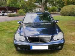 Schwarz Gebraucht 2002 Mercedes C220 Classic Kombi | 2.300 € (Fairer Preis)