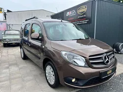 Braun Gebraucht 2017 Mercedes Citan 111 Kombi | 14.300 € (Etwas zu teuer)