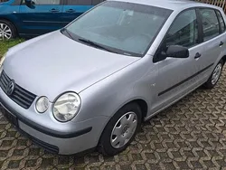 Silber Gebraucht 2004 VW Polo Comfortline Limousine | 1.990 € (Fairer Preis)