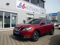 Rot Gebraucht 2016 Nissan Qashqai 360º SUV | 12.990 € (Fairer Preis)