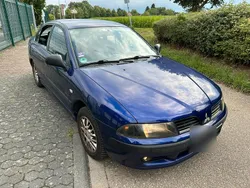 Blau Gebraucht 2004 Mitsubishi Carisma Comfort Edition Limousine | 890 € (Superpreis)