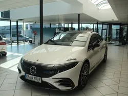 Weiß Gebraucht 2022 Mercedes EQS450+ AMG line Limousine | 64.980 € (Fairer Preis)