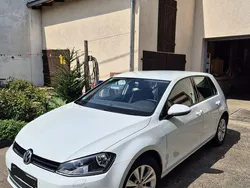 Weiß Gebraucht 2016 VW Golf VII Comfortline Limousine | 12.300 € (Fairer Preis)