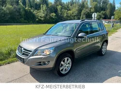 Grau Gebraucht 2010 VW Tiguan Track & Field SUV | 10.900 € (Fairer Preis)