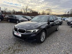 Schwarz Gebraucht 2023 BMW 320 Kombi | 24.999 € (Guter Preis)