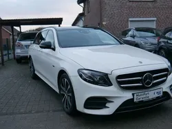 Diamantweiss Gebraucht 2020 Mercedes E300 AMG line Kombi | 23.990 € (Fairer Preis)
