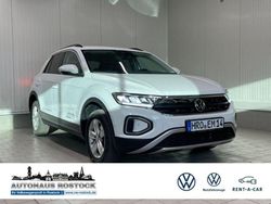 Pure white Gebraucht 2024 VW T-Roc Move SUV | 28.979 € (Teuer)