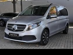 Brillantsilber Gebraucht 2021 Mercedes V250 Edition Van / Kleinbus | 45.470 € (Superpreis)