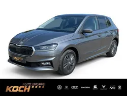 Graphitegrau metallic Gebraucht 2024 Skoda Fabia Drive Limousine | 21.760 € (Fairer Preis)