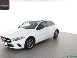 Weiss (metallic) Gebraucht 2021 Mercedes A250 Limousine | 26.480 € (Guter Preis)