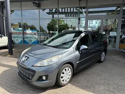 Grau Gebraucht 2011 Peugeot 207 Tendance Kombi | 1.850 € (Superpreis)