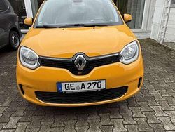 Mangogelb Gebraucht 2020 Renault Twingo LIMITED Kleinwagen | 11.900 € (Etwas zu teuer)