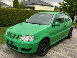 Grün Gebraucht 2000 VW Polo Kleinwagen | 949 € (Guter Preis)