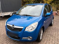 Blau Gebraucht 2010 Opel Agila Kleinwagen | 2.850 € (Fairer Preis)
