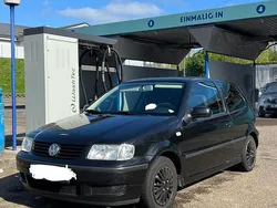 Schwarz Gebraucht 2001 VW Polo Kleinwagen | 900 € (Fairer Preis)