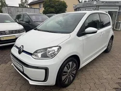 Weiß Gebraucht 2021 VW e-up! move up! Kleinwagen | 14.699 € (Guter Preis)