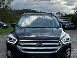 Schwarz Gebraucht 2017 Ford Kuga Business Edition SUV | 10.500 € (Guter Preis)