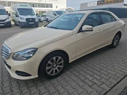 Gelb Gebraucht 2015 Mercedes E200 Elegance Limousine | 5.000 € (Teuer)