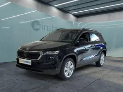Schwarz Gebraucht 2024 Skoda Karoq SUV | 28.399 € (Fairer Preis)