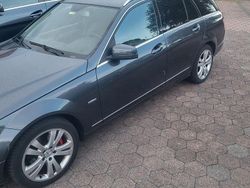 Grau Gebraucht 2010 Mercedes C220 Avantgarde Kombi | 4.800 € (Fairer Preis)