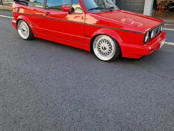 Rot Gebraucht 1992 VW Golf Cabriolet Sportline Cabrio | 13.200 €