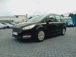 Schwarz Gebraucht 2017 Ford Galaxy Van / Kleinbus | 11.980 € (Superpreis)