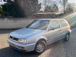 Silber Gebraucht 1996 VW Golf III Kleinwagen | 1.850 € (Guter Preis)