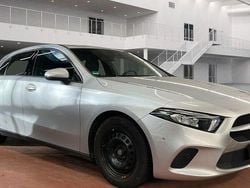 Silber Gebraucht 2022 Mercedes A180 Limousine | 20.890 € (Superpreis)