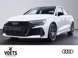 Arkonaweiß Gebraucht 2025 Audi RS3 Sport Kleinwagen | 69.990 € (Fairer Preis)