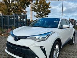 Weiß Gebraucht 2022 Toyota C-HR SUV | 15.800 € (Superpreis)